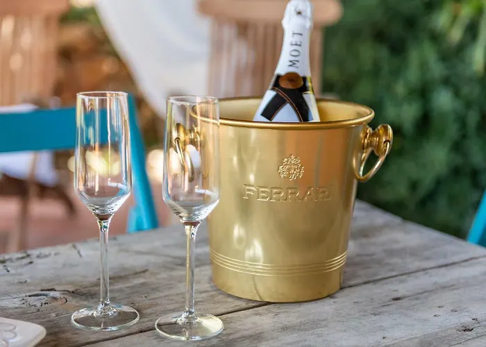 Chiarenza, Tuerredda Βίλα Teulada