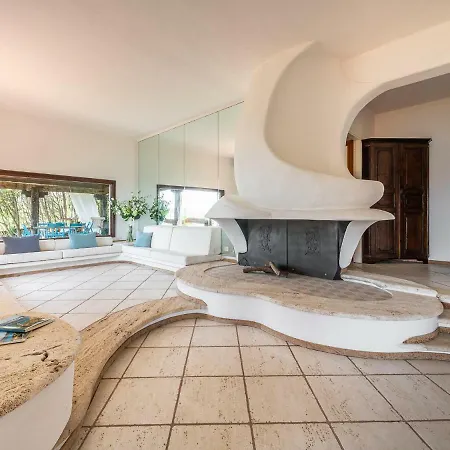 Villa Chiarenza, Tuerredda Teulada