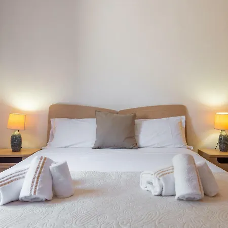 Chiarenza, Tuerredda Villa *